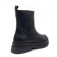 Γυναικεία δερμάτινα μποτάκια MAGO μαύρο