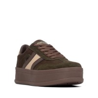 Γυναικεία retro snekers REFRESH by XTI χακί